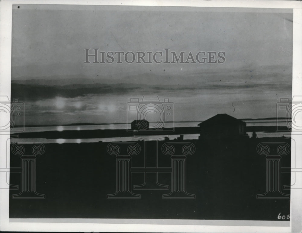 1942 Press Photo Midnight Sun over the Coppermine at Canada Trading Post