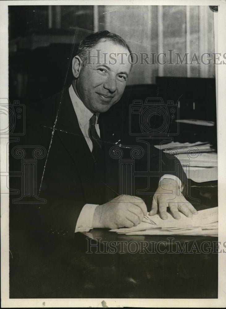 1931 Press Photo 8 officials of closed Bank of United States and its affiliates