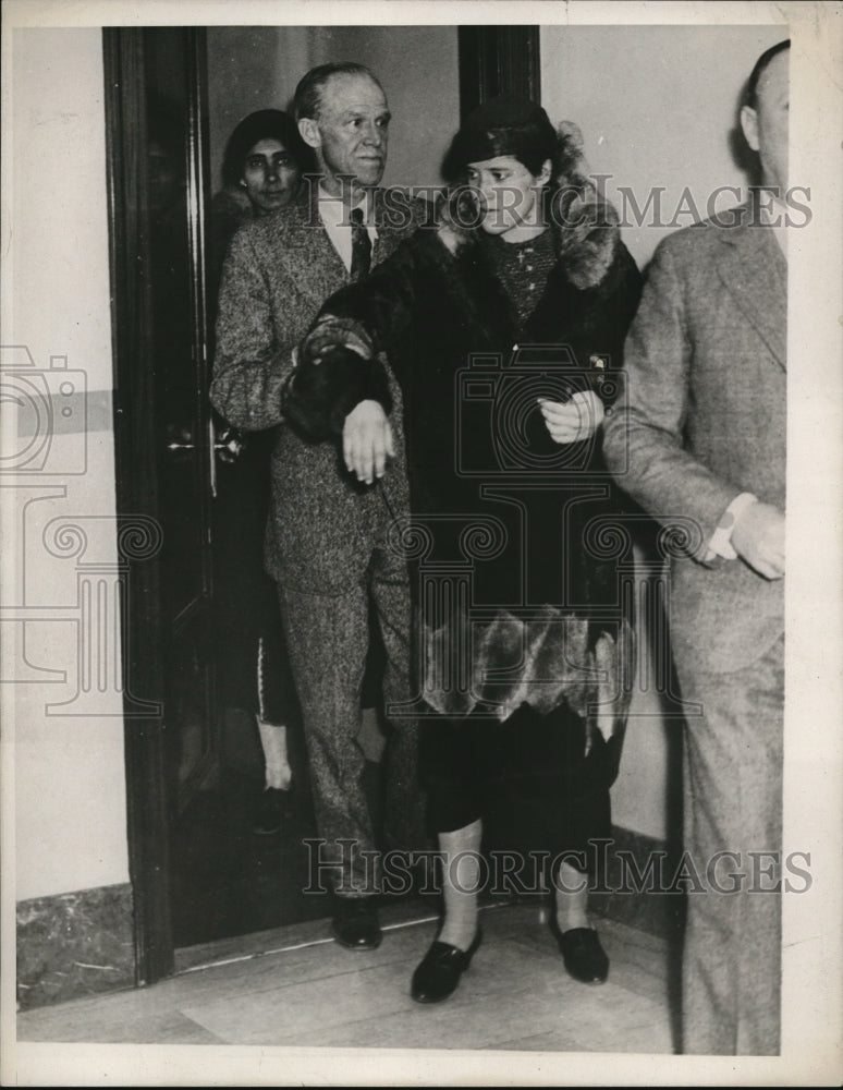 1933 Press Photo Charlotte Gibson & dad Robert Gibson