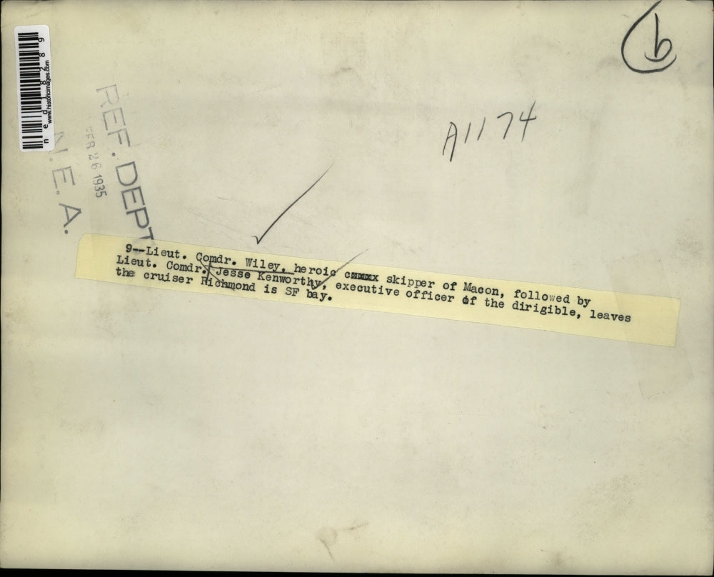 1935 Press Photo Mason skipper Lt Cmdr Herbert Wiley & Lt Cmdr J Kenworthy