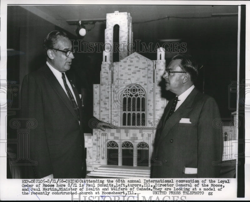Load image into Gallery viewer, 1956 Press Photo Chicago Loyal Order of Moose Paul Schmitz &amp; Paul Martin

