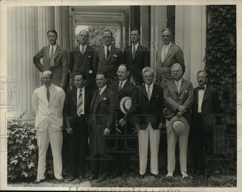 Load image into Gallery viewer, 1933 Press Photo Degrees conferred on 120 graduates at Swarthmore College
