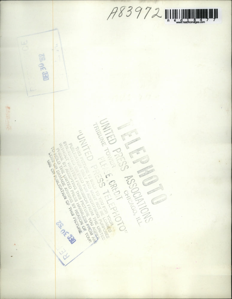 1952 Press Photo La Calif Jean Garrett & her kid celebrate Xmas shes dying