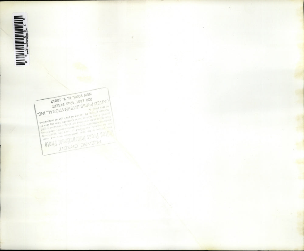 Press Photo Mrs. Frank Stephens and her children after her husband was killed.