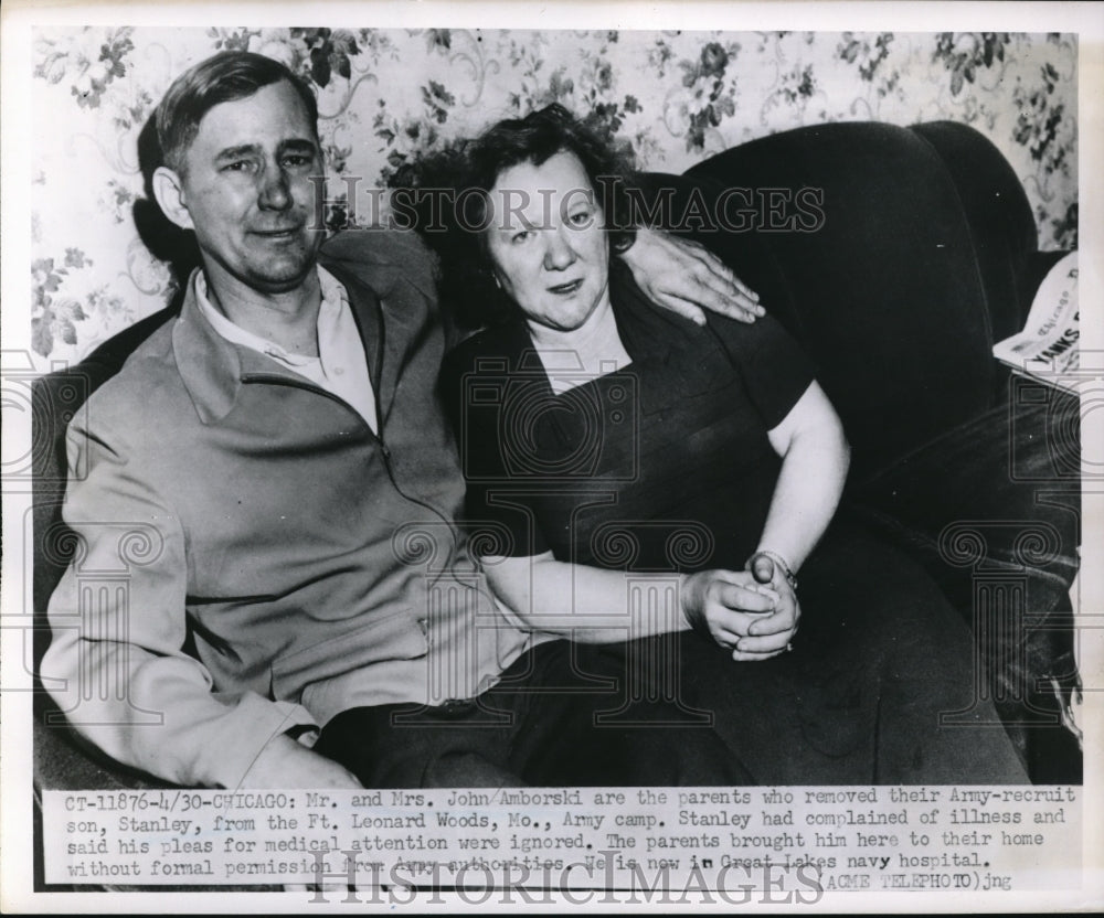 1951 Press Photo Mr. and Mrs. John Amborski in Chicago