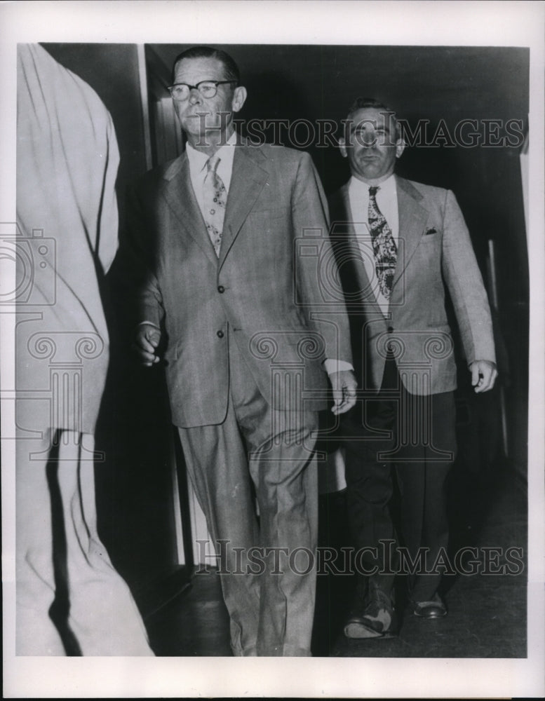 1964 Press Photo Phila Pa. Earl C Glass jury foreman at trial of communists