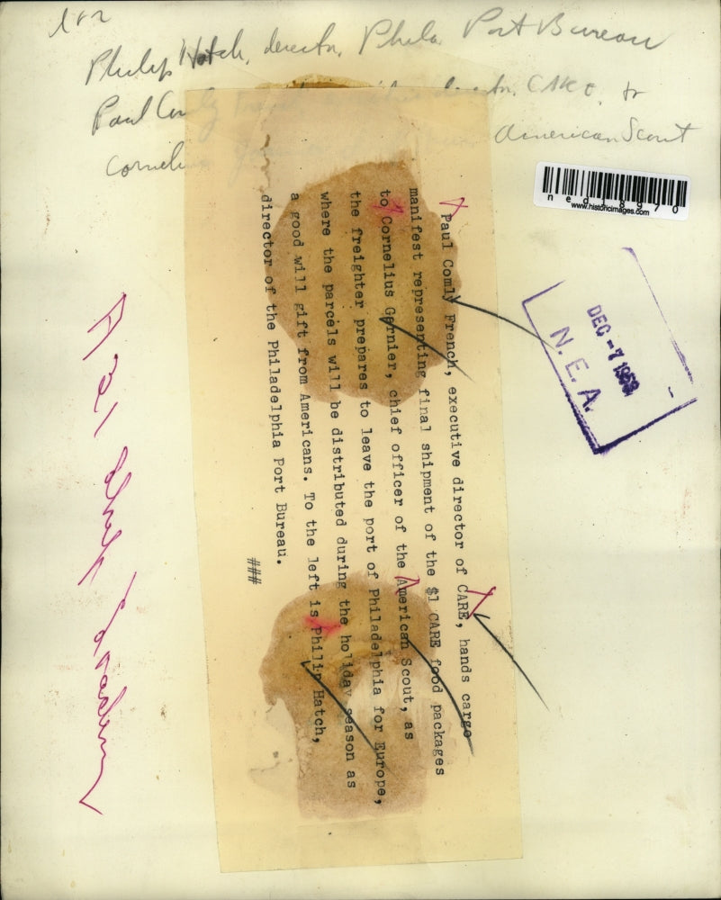 1953 Press Photo Paul Comly French Director of care hands cargo manifest to