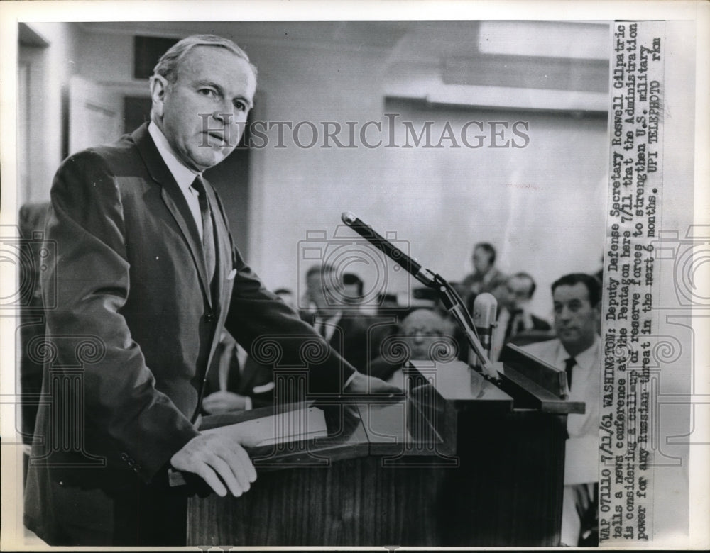 1961 Press Photo Deputy Defense Secretary Roswell Gilpatric
