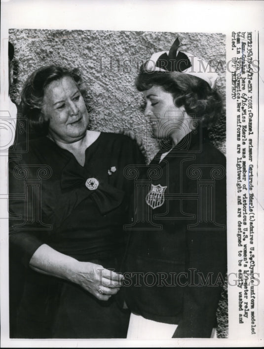 1960 Press Photo NYC English Channel swimmer Gertrude Ederle & Ann Graham