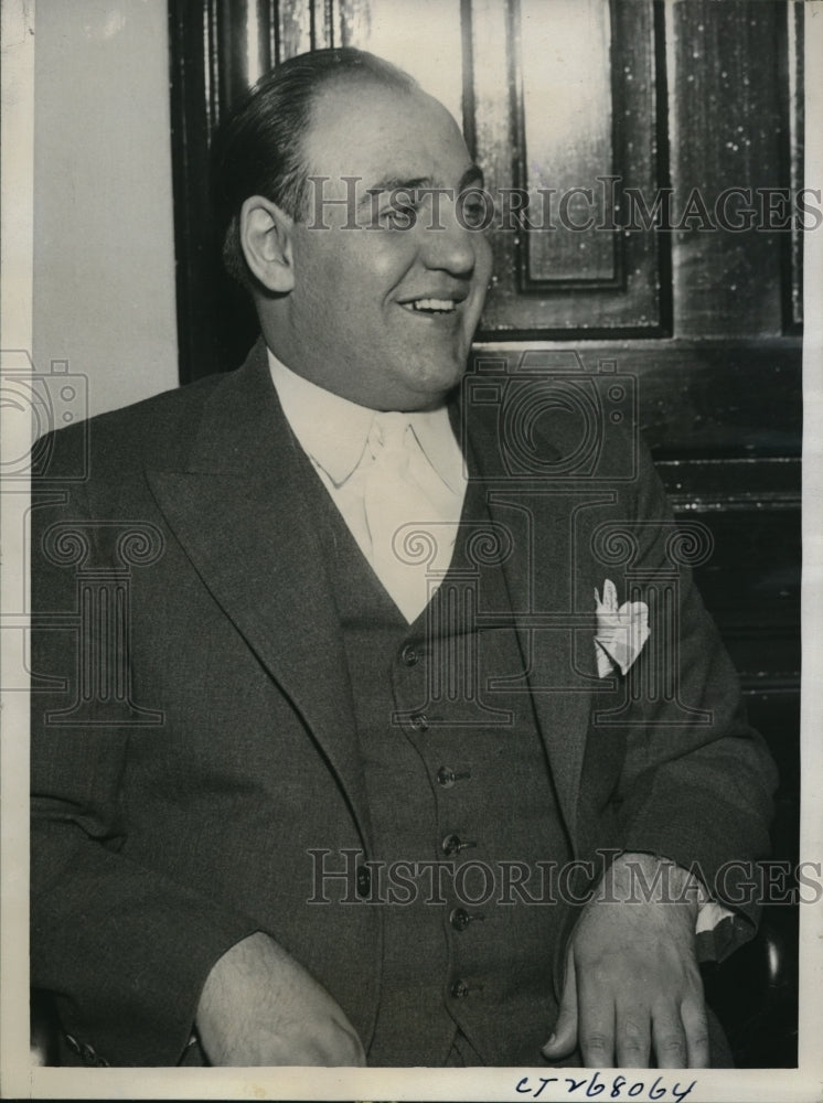 1934 Press Photo Harry Welsh, tortured by two men for $2.000