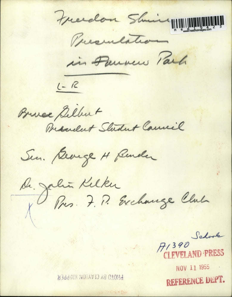 1955 Press Photo Freedom Shrine Presentation pictured Bruce Gilbert Pres