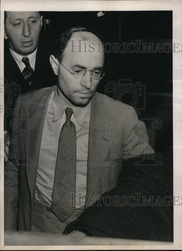 1939 Press Photo Philadelphia David Brandt described as both salesman and