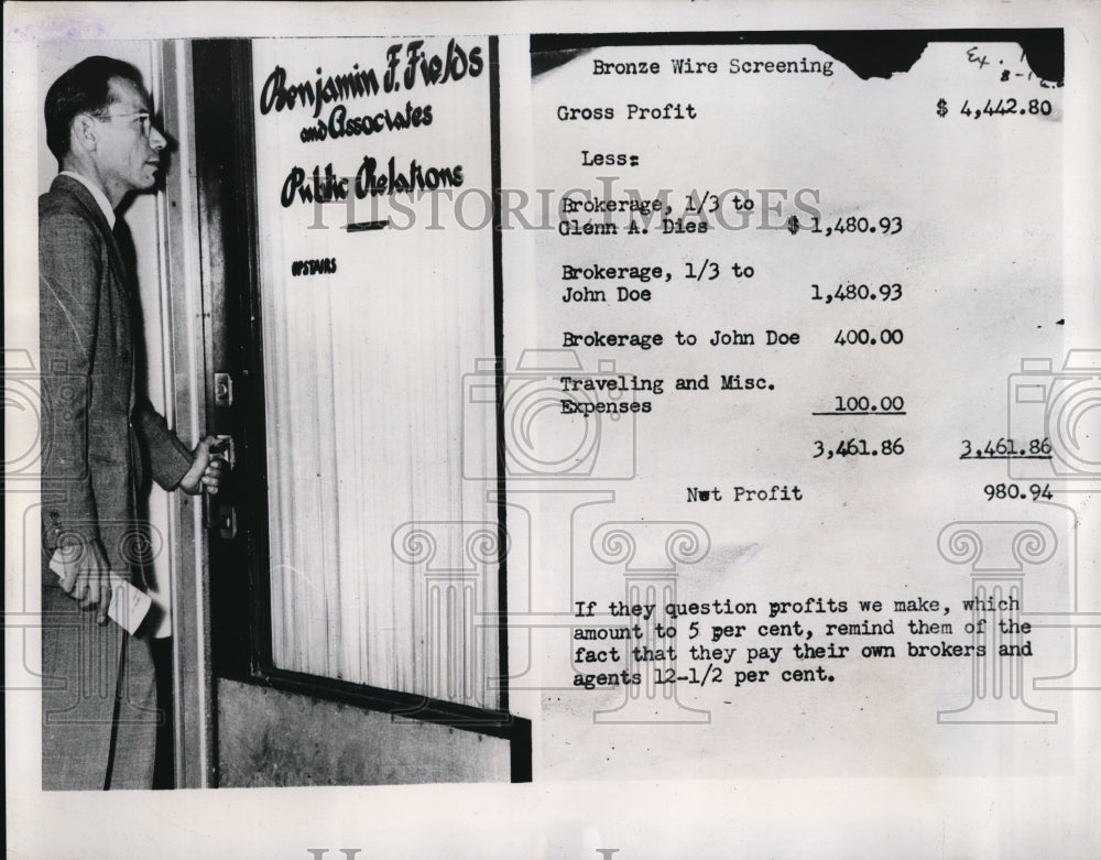 1946 Press Photo Emmanuel Eschwege at Benjamin F Fields' office in Washington DC