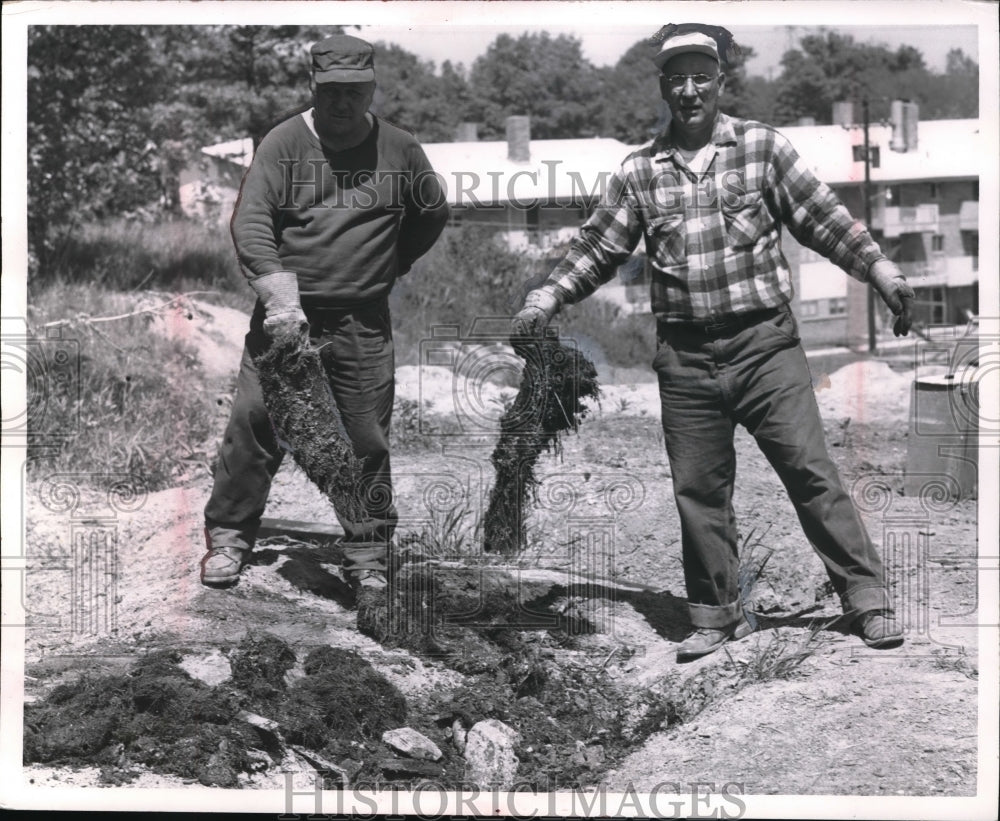 1966 Press Photo John Hornyak and Blabo Lupica County Sanitary Engineer Dept