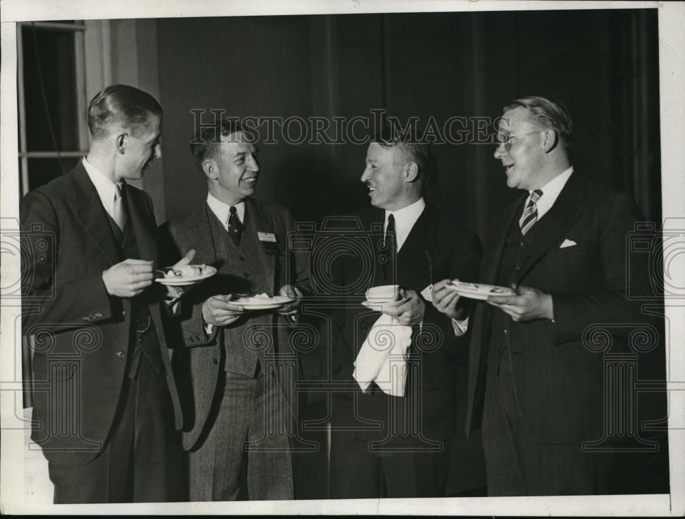 1933 Press Photo Dinner for Engineers