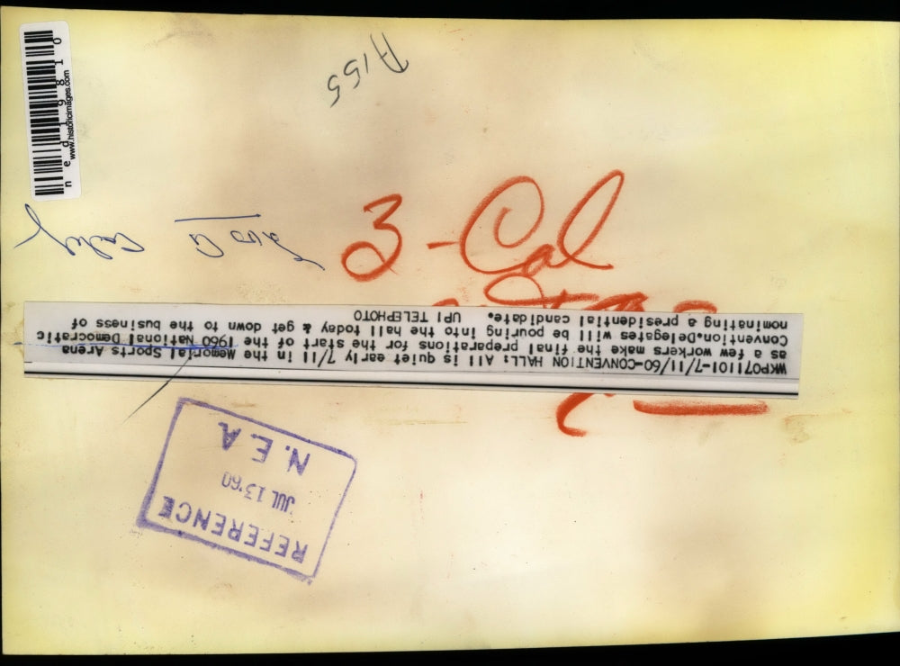 1960 Press Photo Workers Finish Arena For 1960 National Democratic Convention