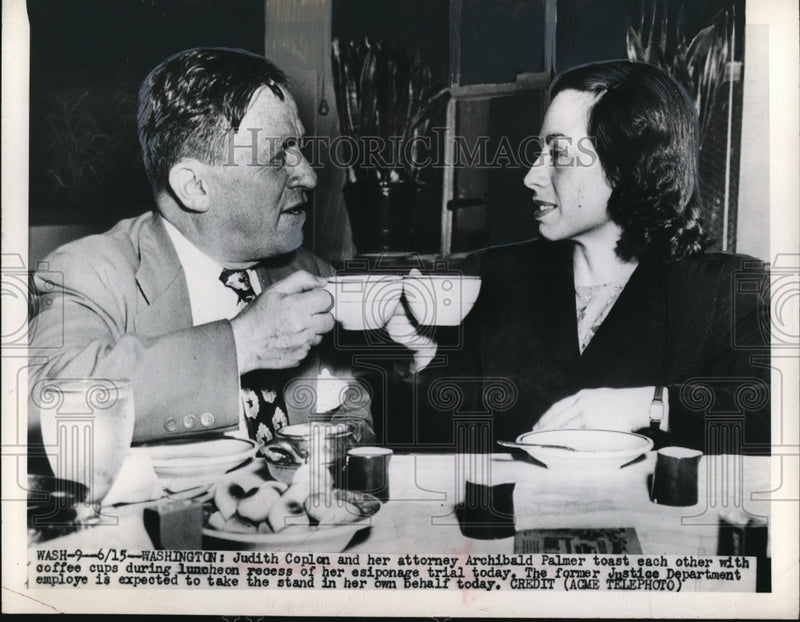 Load image into Gallery viewer, 1949 Press Photo Washington Judith Coplen Archibald Palmer Trial On Luncheon
