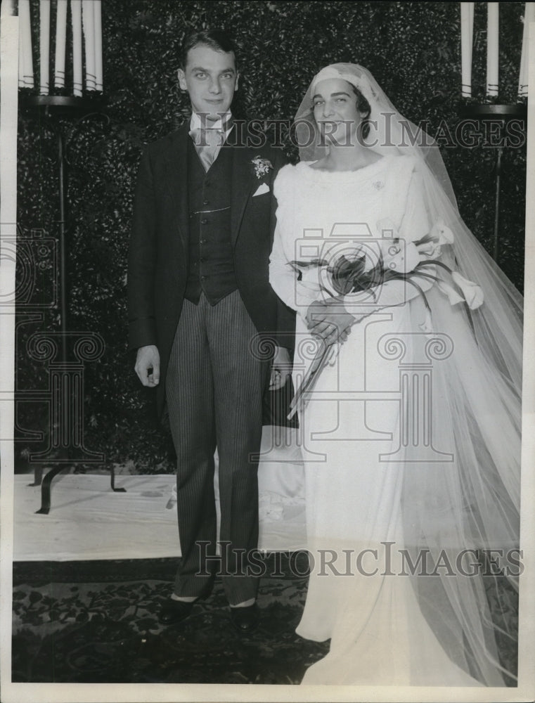 1933 Press Photo George Henry Schulz Marries Miss Mary Dawes - ned20145