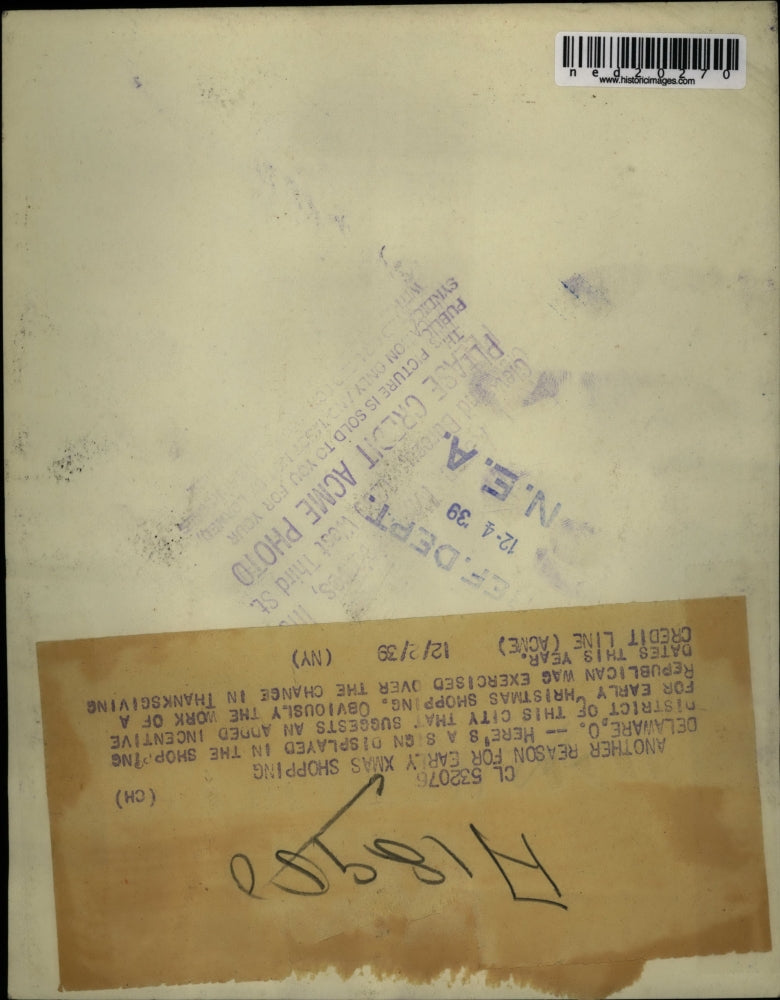 1939 Press Photo Reminding the customers to do their early Christmas shopping