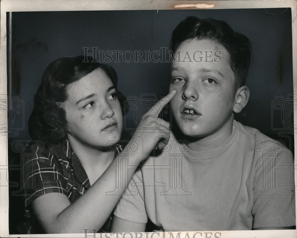 1953 Press Photo Susan and David Smith