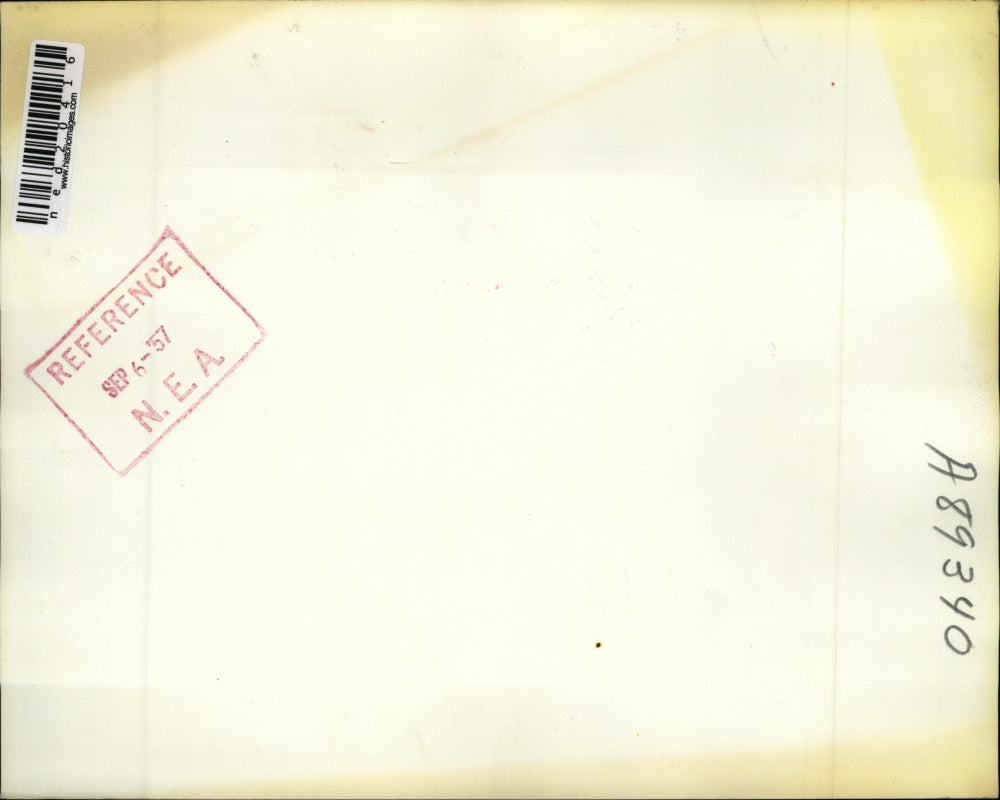 1957 Press Photo Julian Klein arraigned for the bribery of 3 former employees