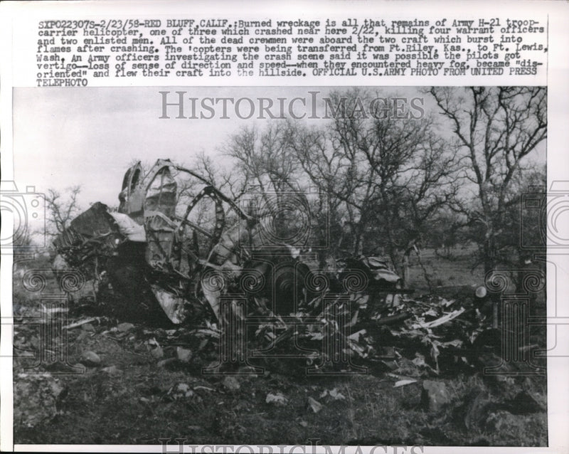 Load image into Gallery viewer, 1958 Press Photo Burned Wreckage Of Army H-21 Troop Carrier Helicopter
