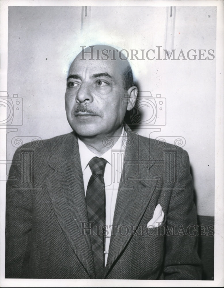 1957 Press Photo Walter Parkes With Hair Shaved Off