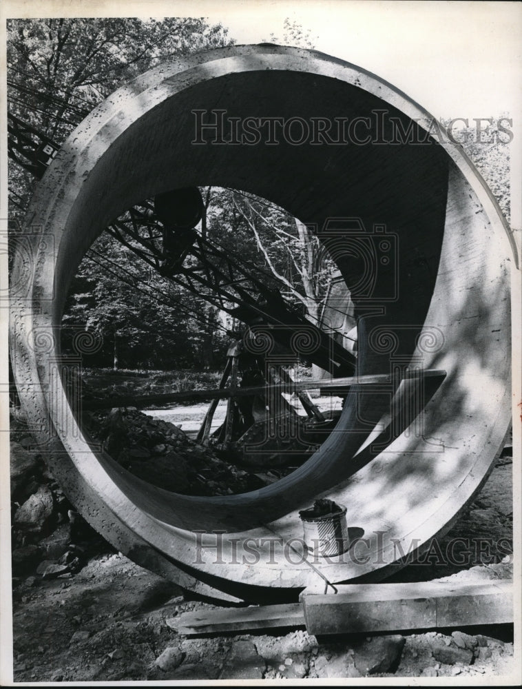 1966 Press Photo Sewer lines being installed on Washington Blvd.