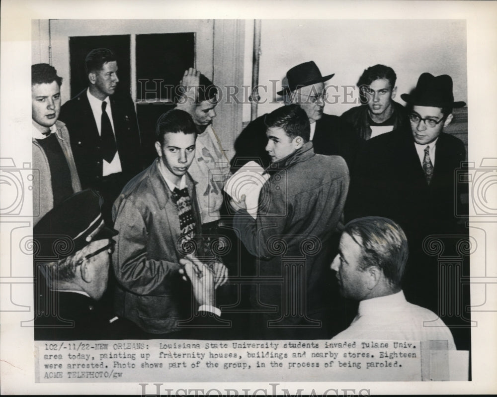 1949 Press Photo Louisina State University students arrested after causing