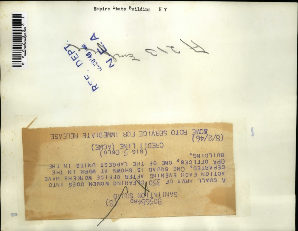 1946 Press Photo Office Building of Public Affairs US Government Cleaning Women