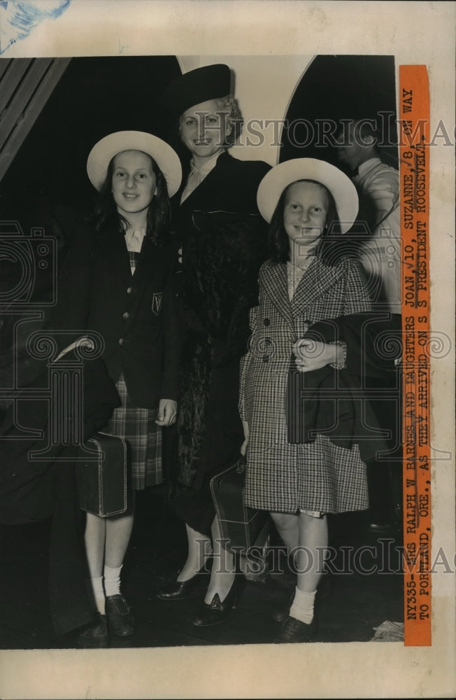1940 Press Photo New York Ralph W Barnes Joan Suzanna Portland Oregan