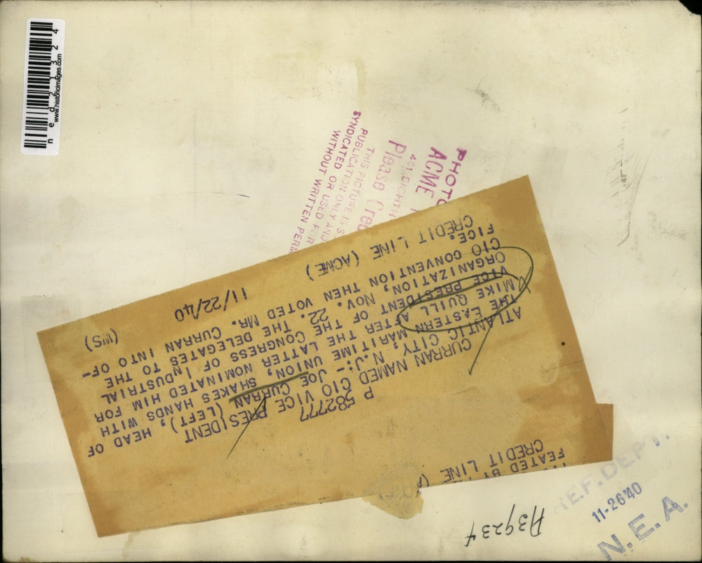 1940 Press Photo Joe Curran and Mike Quill shake hands in Atlantic City, NJ.