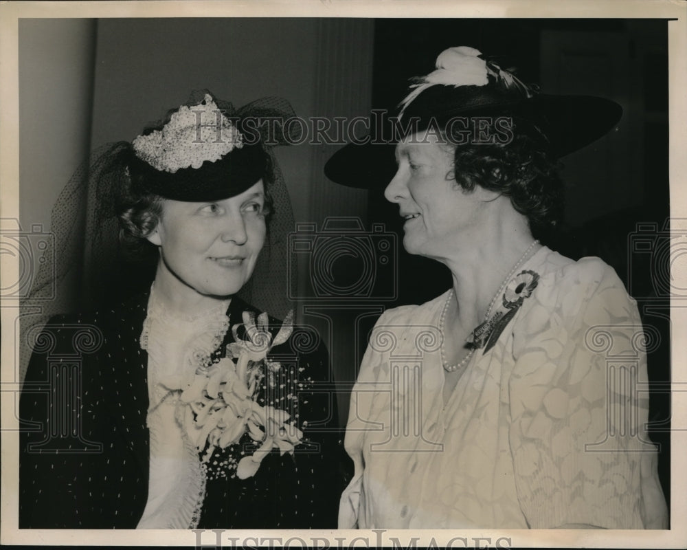 1940 Press Photo Wyncute PA Mars Wendell Willkie & Mrs Geo Lorimer GOP conv.