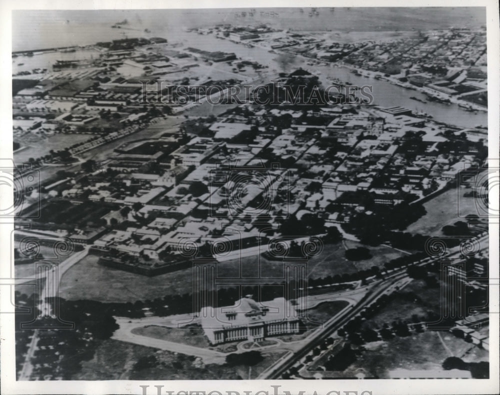 1941 Press Photo Walled City section of Manila after Japanese bombing attack
