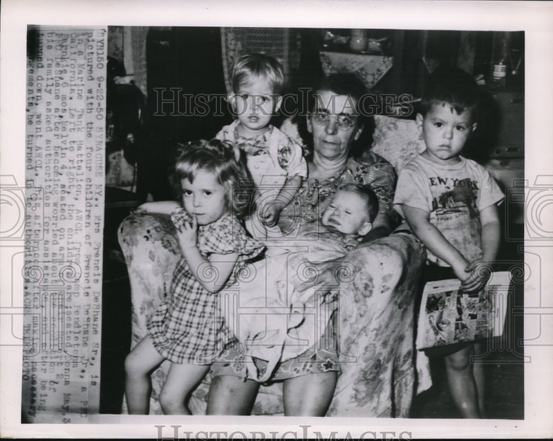 Load image into Gallery viewer, 1950 Press Photo Family of AWOL Camp Pendleton U.S. Marine Francis DeShane
