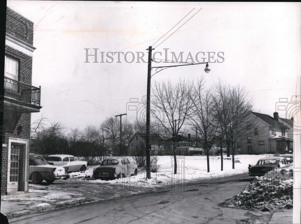 1960 Press Photo Tullamore Road lot behind Cleveland Trust building