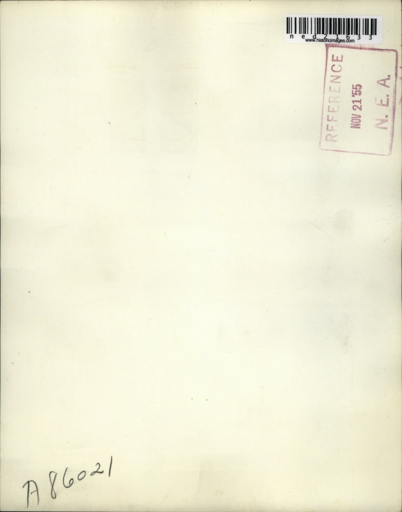 1955 Press Photo Carlos Castilly Armas with his wife touring the Ford Motor Co.