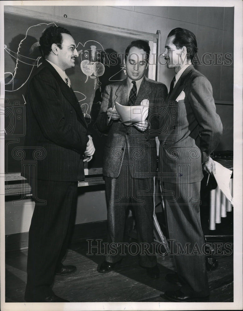1947 Press Photo CBS Once Upon A Tune Morris Surdin Carl Beier Ray Darby Cartoon