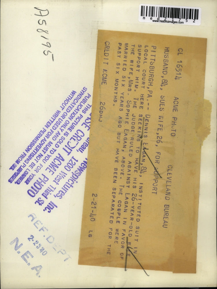Load image into Gallery viewer, 1940 Press Photo Dennis Eagan ,84, Sues Wife, Sophie Eagan, 26, For Support
