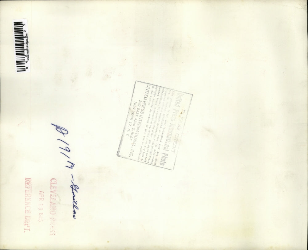 1965 Press Photo San Diego Dr J B Askew San Diego County Health director gives