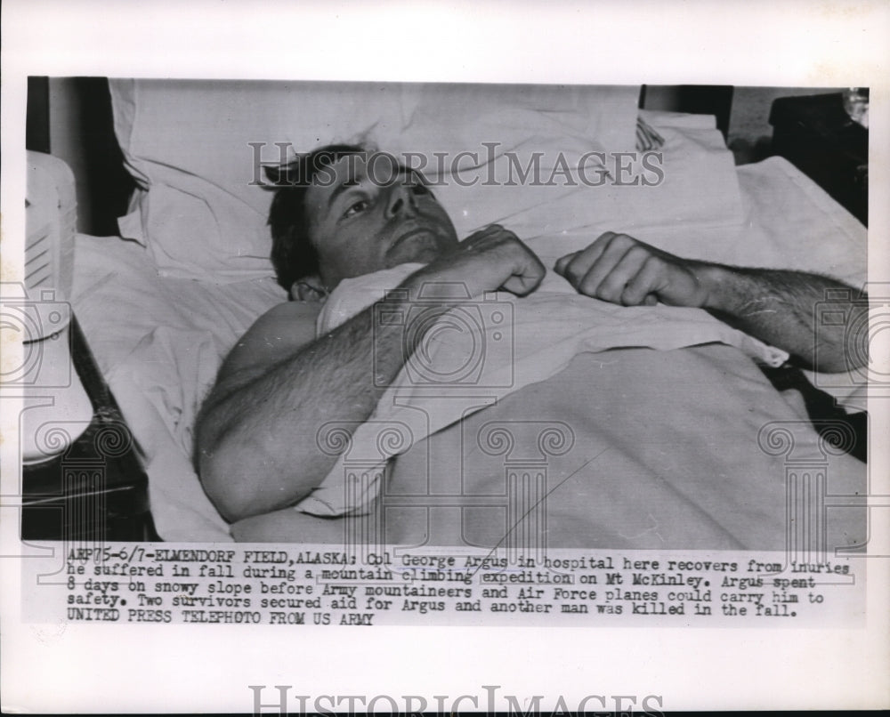 1954 Press Photo Elmendorf Field Alaska Col George Argus in hospital recovers