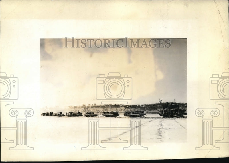 Load image into Gallery viewer, 1939 Press Photo Canadian tractor freight train crosses frozen lake
