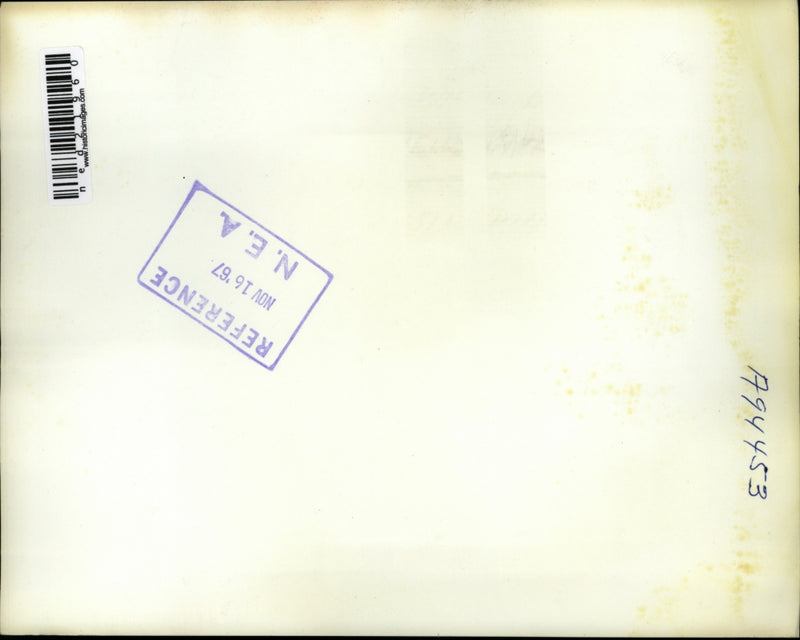 Load image into Gallery viewer, 1967 Press Photo Dr James L. Goddard, chief of the FDA, Washington, DC.

