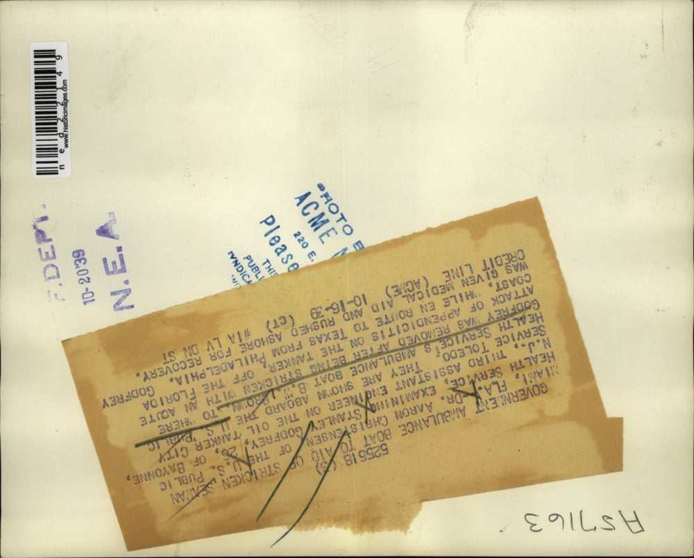 1939 Press Photo Dr. Aaron Christensen Examines Stanley Godfrey For Appendicitis