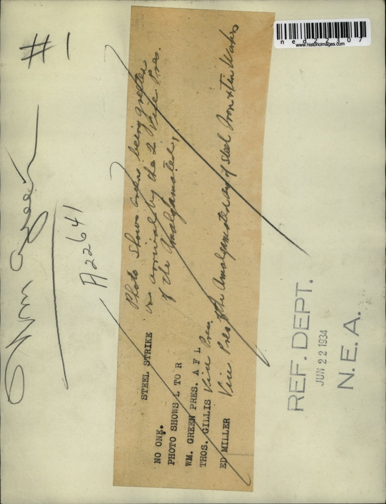 1934 Press Photo VP of Amalgamated Steel Green with John & Tim Wakes