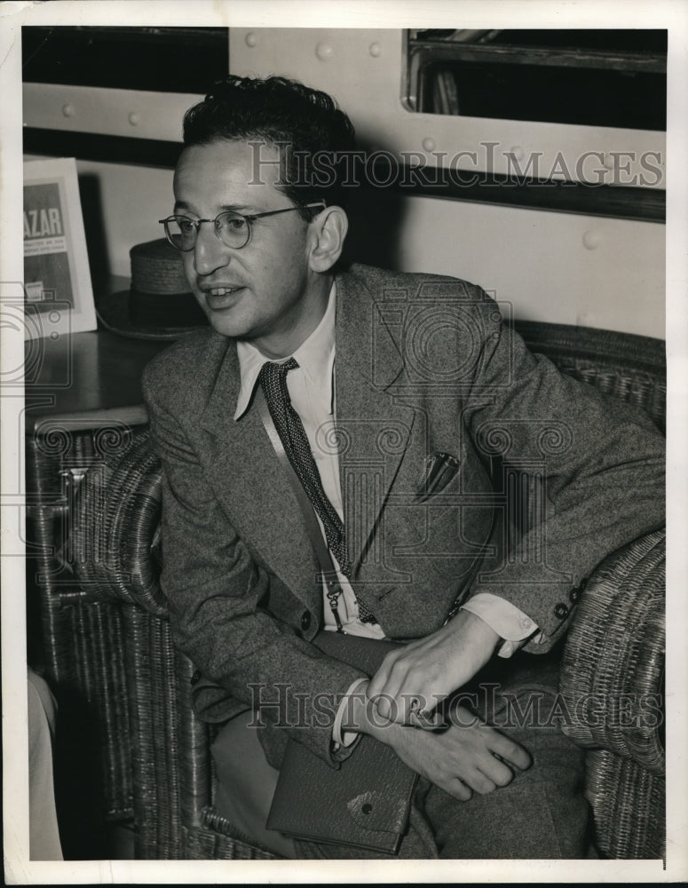 1941 Press Photo Erwin Straus Son Of Composer Oscar Straus - ned22426