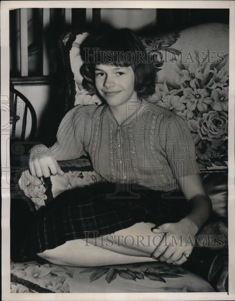 1940 Press Photo Estelle Parsons After Father Received Bride of $500 for Safety
