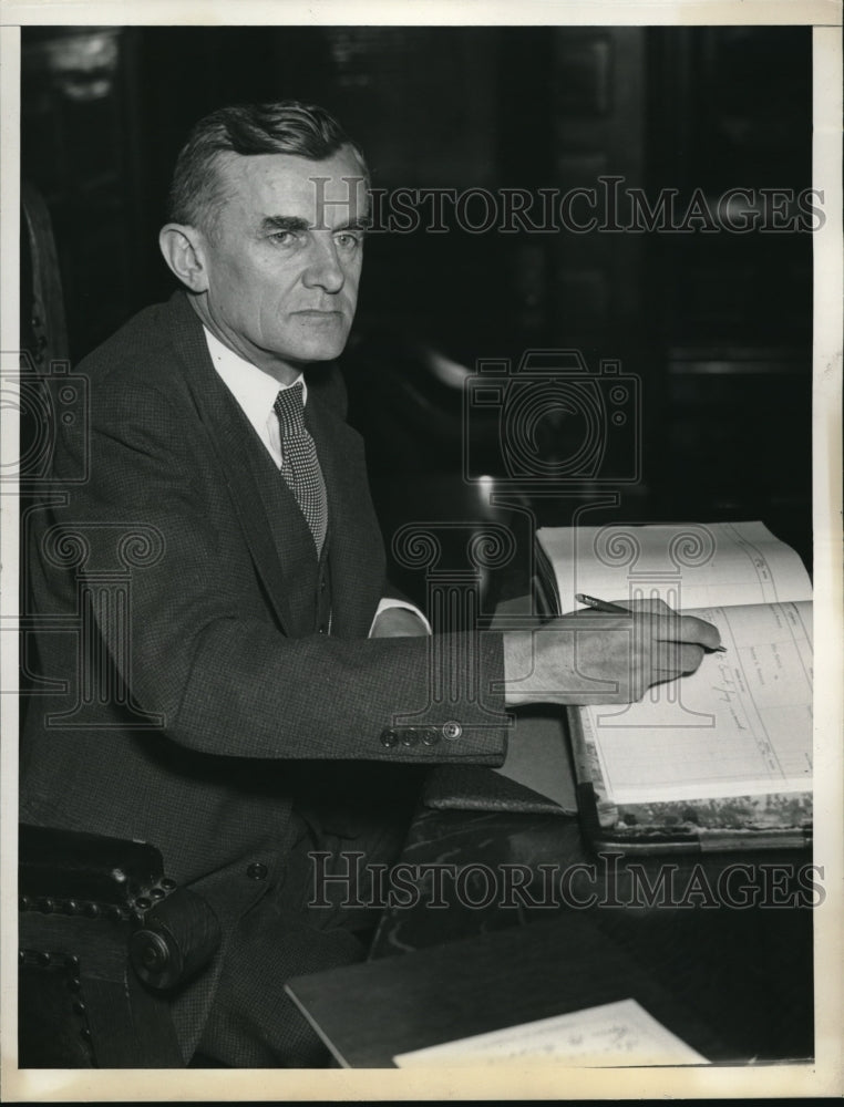 1937 Press Photo Judge Lynn B. Griffiths, Trumbull County, Ohio