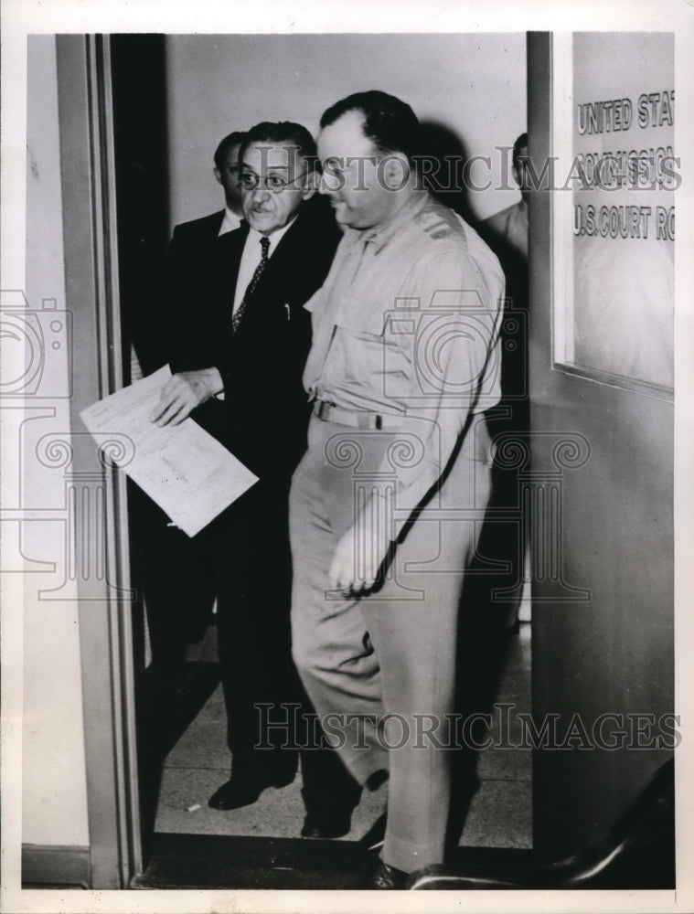 1944 Press Photo Philadelphia Pa Marshall Sam Rusha with Archie Goldstein