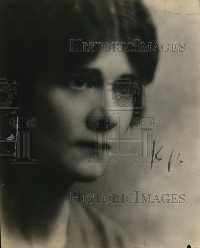 1937 Press Photo Elenn Whye No Information Available